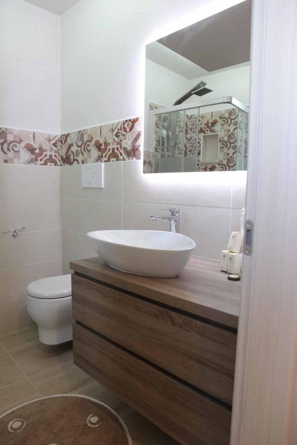 Afrodite Luxury Suite Veglie Dış mekan fotoğraf