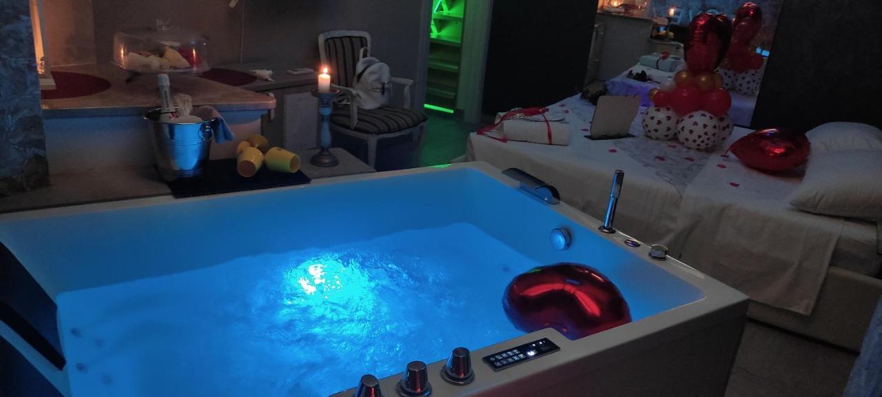 Afrodite Luxury Suite Veglie Dış mekan fotoğraf